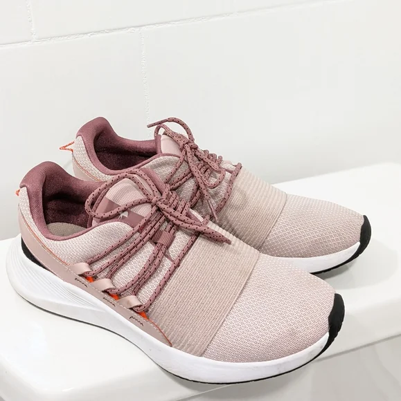 Under armour charged breathe bliss sneakers. - Picture 15 of 16